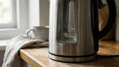 Siksi vettä ei kannata keittää kahdesti – syy on yllättävän painava