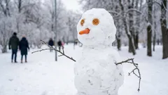 Lumiukon rakentaminen voi korvata treenin: Jopa 300 kaloria palaa tunnissa