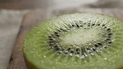 Myöhäisillan syöminen ja uni: parhaat ja huonoimmat ruoat ennen nukkumaanmenoa